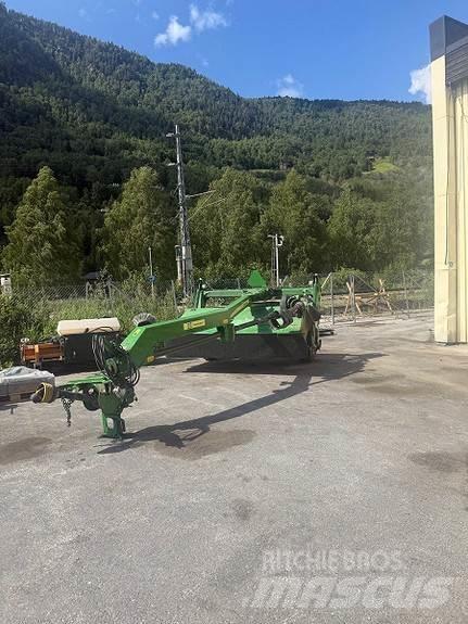 John Deere 630 Diger yem biçme makinalari