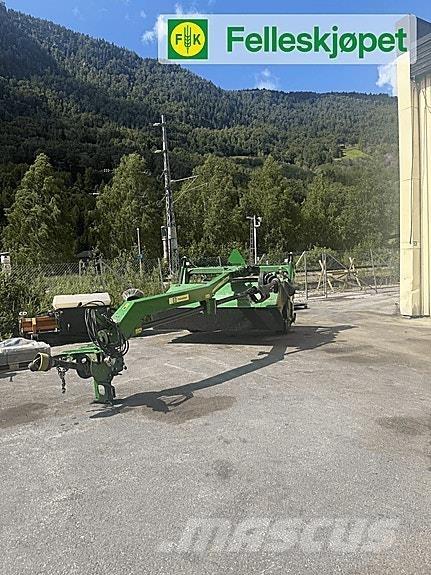 John Deere 630 Diger yem biçme makinalari