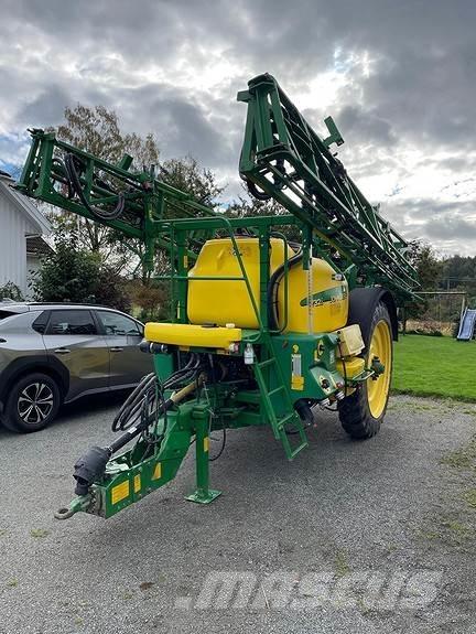 John Deere 732i Kendinden tahrikli pülverizatörler