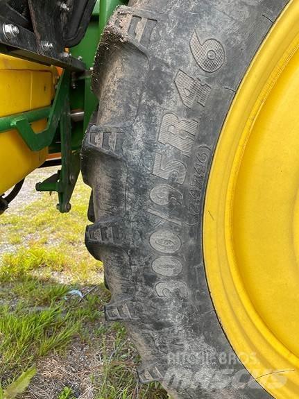 John Deere 740i Kendinden tahrikli pülverizatörler