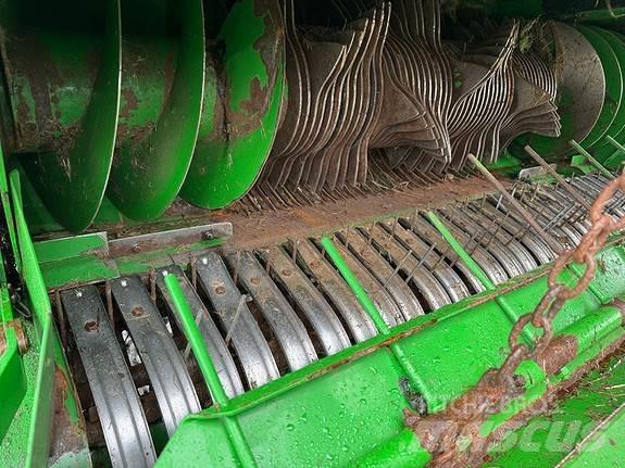 John Deere C440R Rulo balya makinalari