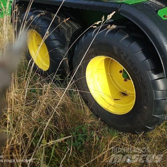 John Deere C441R Rulo balya makinalari
