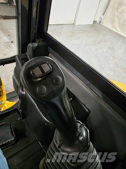 Komatsu PC26MR-3 Mini ekskavatörler, 7 tona dek