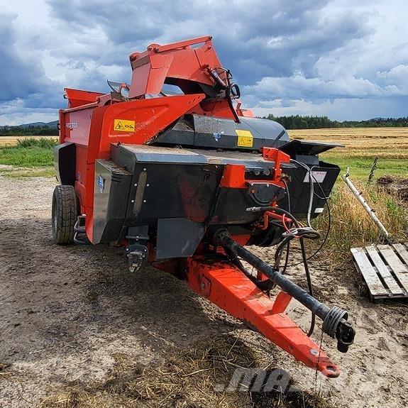 Kuhn Primor 5570M Rulo balya makinalari