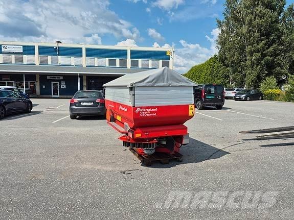 Kverneland  Gübre dagitma tankerleri