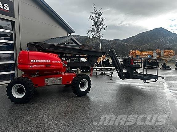 Manitou 160 Atj + 3 Diger lift ve platformlar