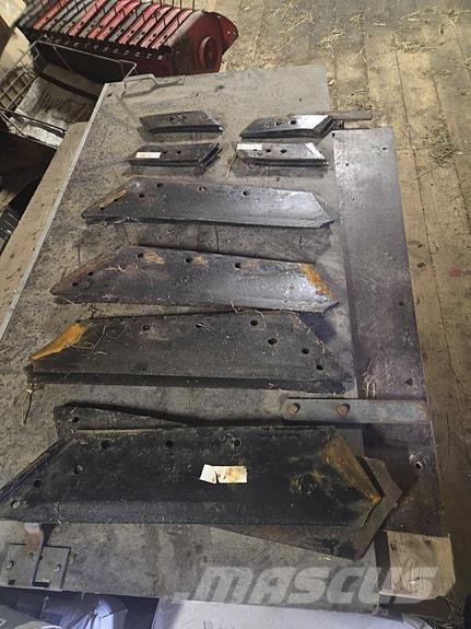 Maschio  Reversible ploughs