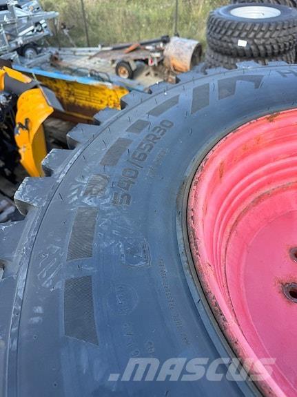 Nokian TRI 2 Diger kar ve yol makinalari