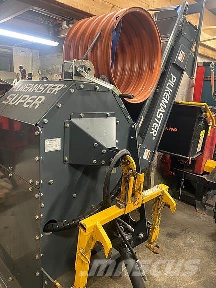  Pilkmaster Super Diger