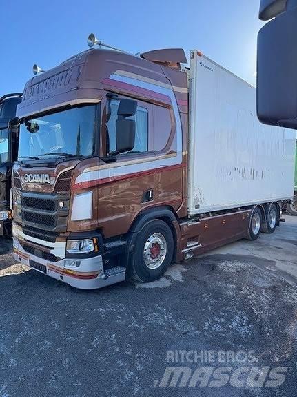 Scania R650B6X2NB Kapali kasa kamyonlar