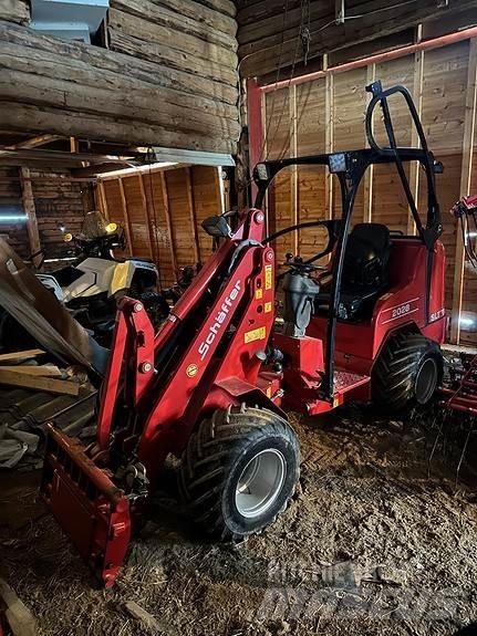 Schäffer 2028 SLT Skid steer loderler