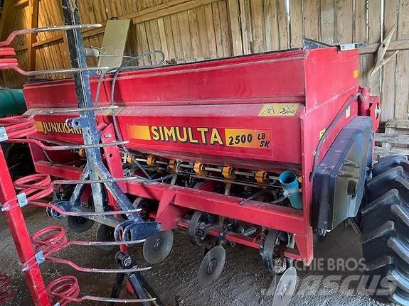 Simulta 2500 LB/SK Mineral gübre dagiticilar