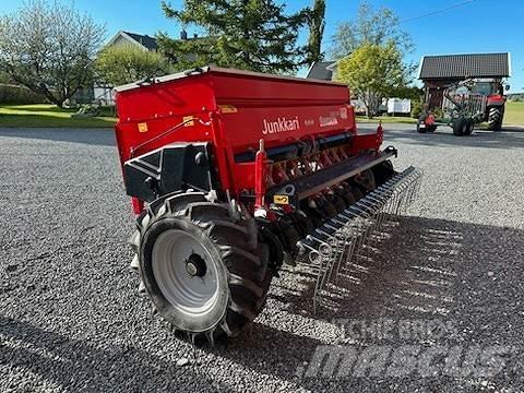 Simulta 2500LB Mineral gübre dagiticilar