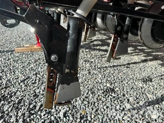 Simulta 2500LB Mineral gübre dagiticilar