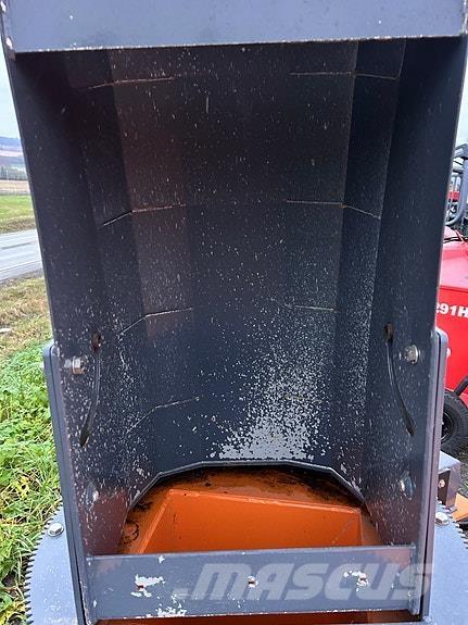 Snowline V-2500 Genel amaçli römorklar