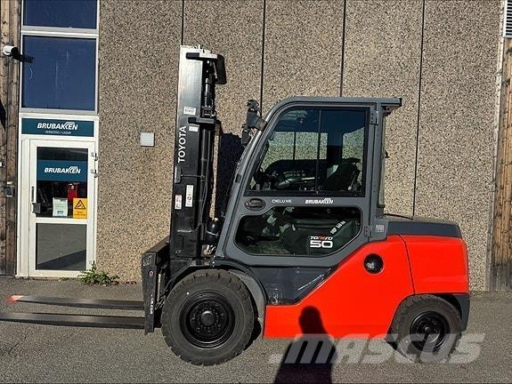 Toyota 40-8FD50N Dizel forkliftler