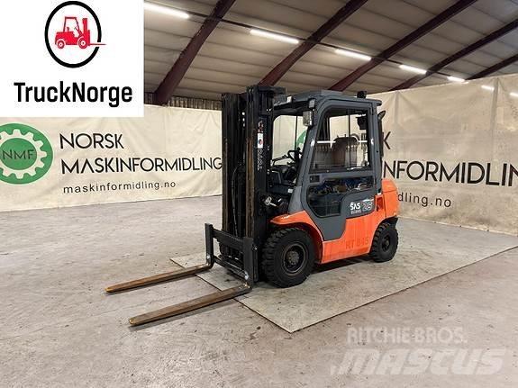 Toyota 62-FDF25 Dizel forkliftler