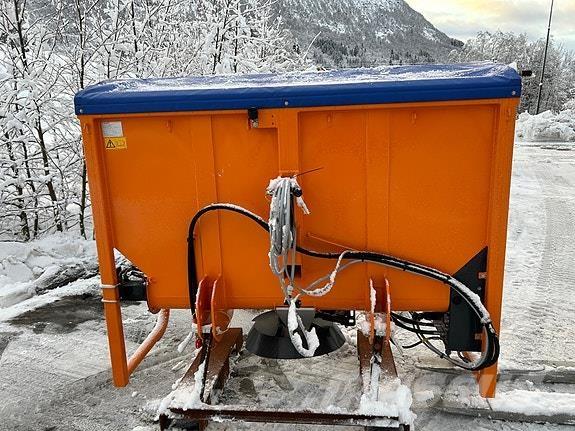  Traxos S15 VEP-490 Kum ve tuz serpiciler