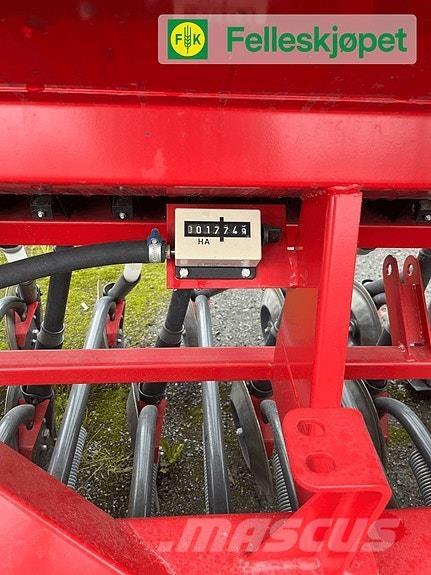 Tume CK3000 Mineral gübre dagiticilar