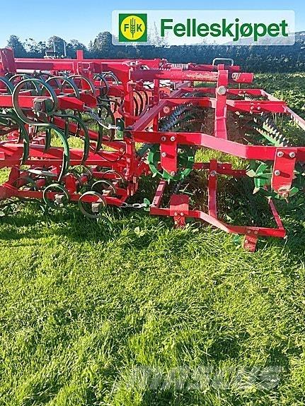 Unia Kombi 4,2 Diger toprak isleme makina ve aksesuarlari