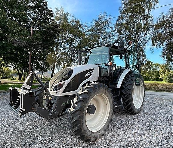 Valtra A114 Traktörler