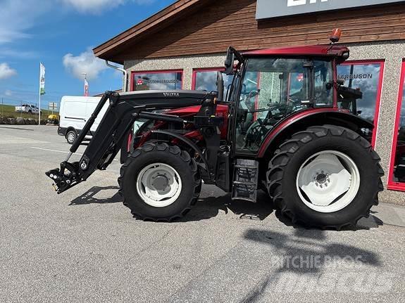 Valtra A114 Traktörler