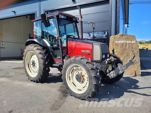 Valtra A75 - 4 Traktörler
