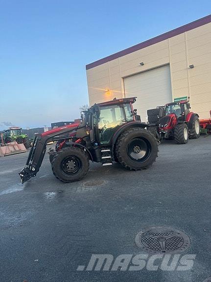 Valtra G135 Versu Traktörler