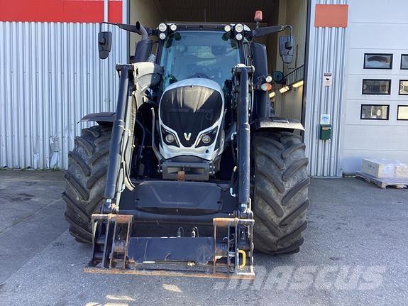 Valtra N 114E Traktörler