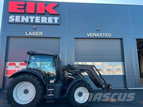 Valtra N155EH Traktörler