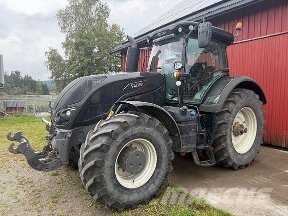 Valtra S394 Traktörler