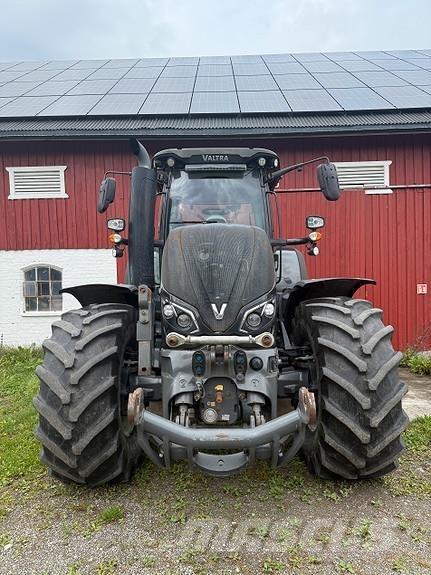 Valtra S394 Traktörler