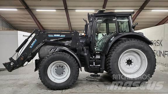 Valtra T182 Traktörler