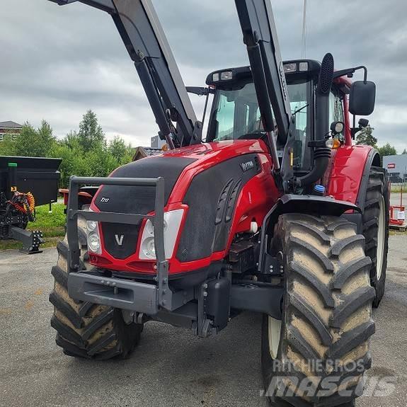 Valtra T213 VERSU Traktörler