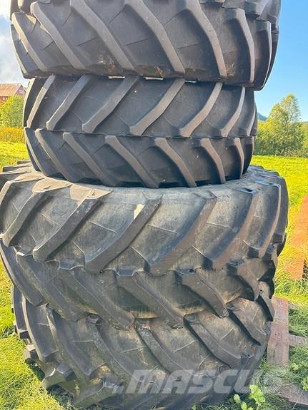 Valtra T214 Versu Traktörler
