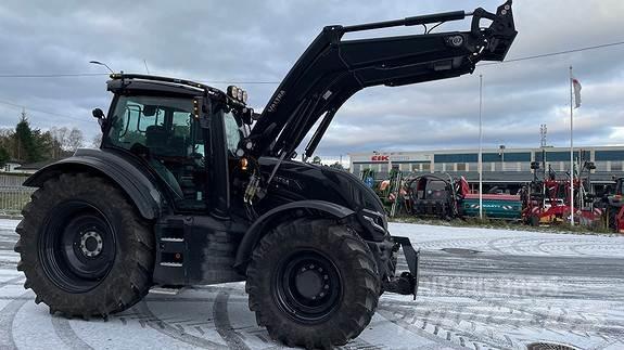 Valtra T235 Traktörler