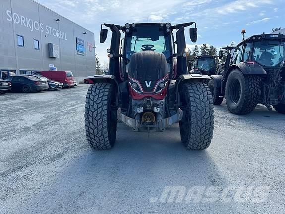 Valtra T235 Traktörler