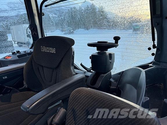 Valtra T235 Traktörler