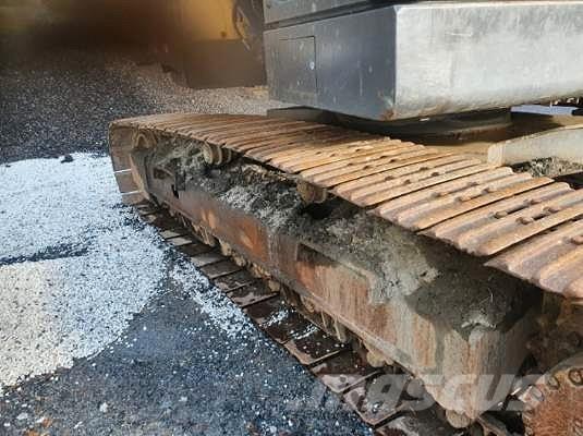 Volvo ECR235EL Paletli ekskavatörler