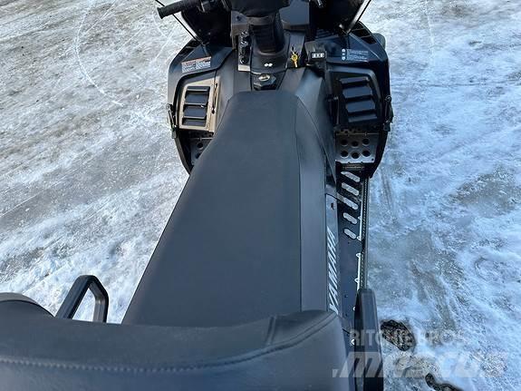 Yamaha Viking 5 Kar motosikletleri