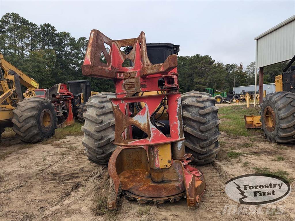 CAT 563D Ağaç kesici istifleyiciler