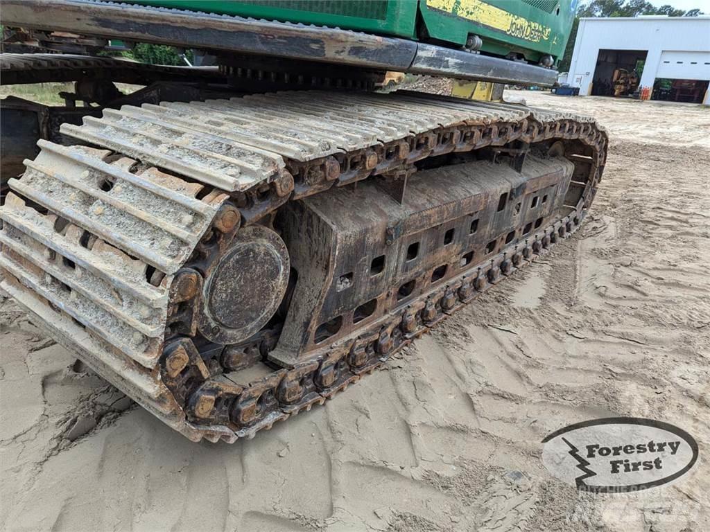 John Deere 853M Ağaç kesici istifleyiciler
