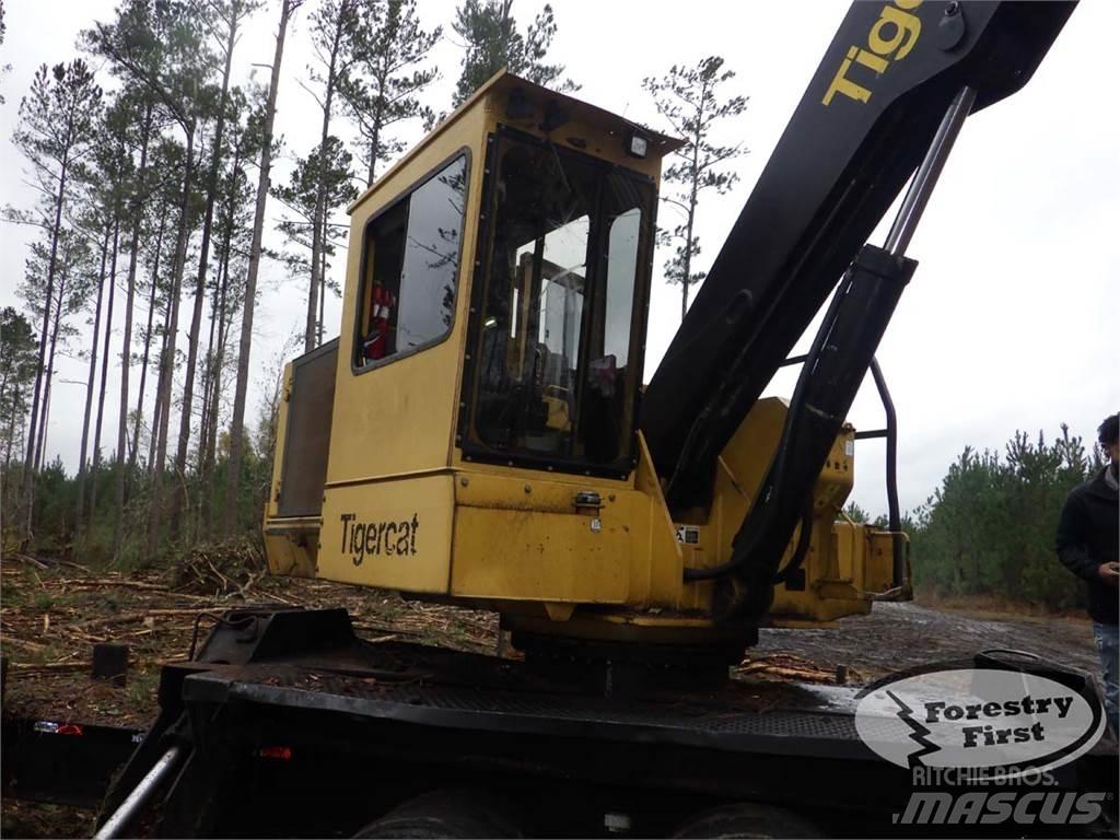 Tigercat 234B Mafsalli yükleyiciler