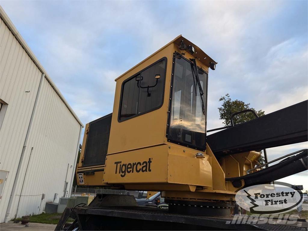 Tigercat 234b Mafsalli yükleyiciler
