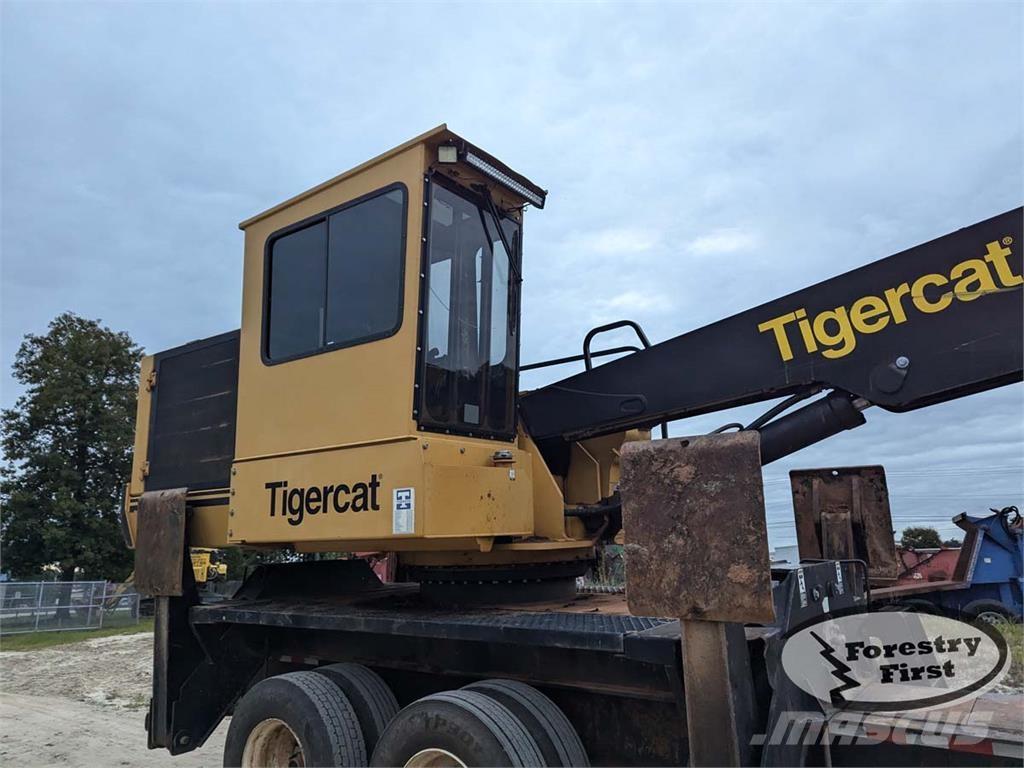 Tigercat 234B Mafsalli yükleyiciler