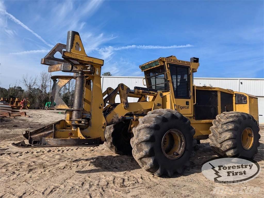 Tigercat 720E Ağaç kesici istifleyiciler