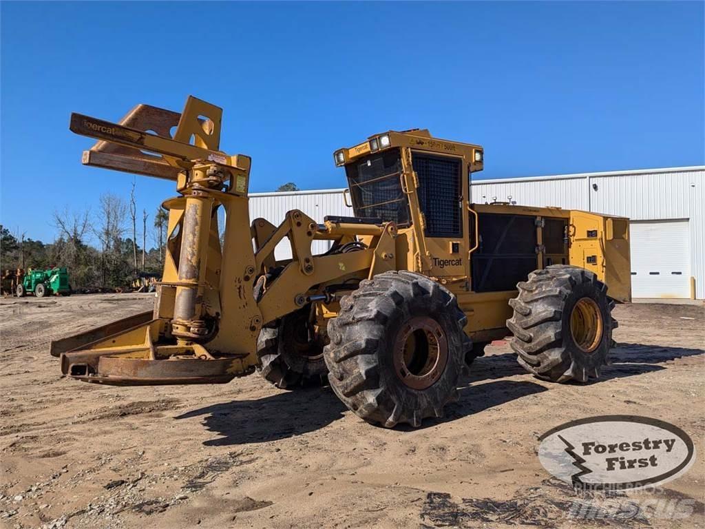 Tigercat 720G Ağaç kesici istifleyiciler
