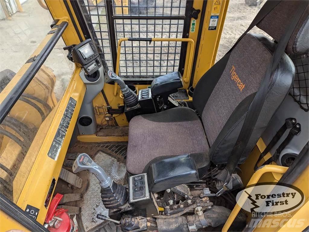 Tigercat 720G Ağaç kesici istifleyiciler