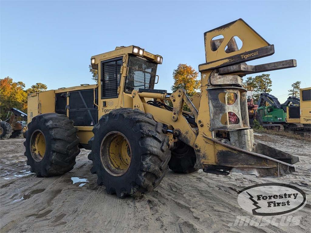 Tigercat 720G Ağaç kesici istifleyiciler