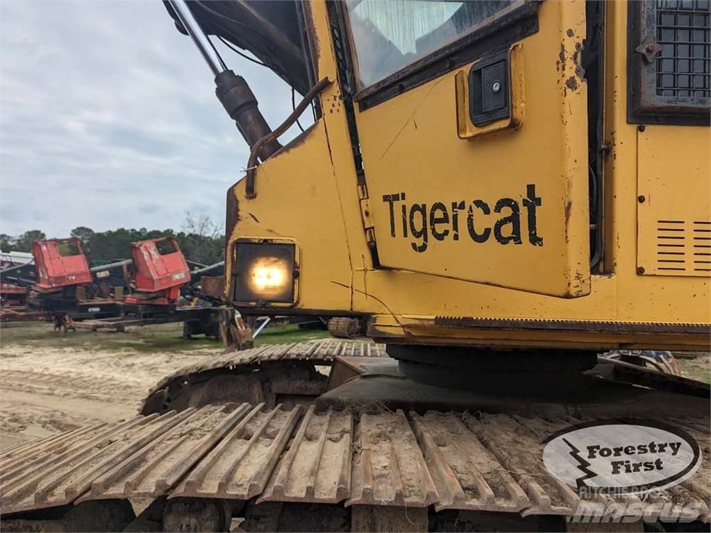 Tigercat 860S Mafsalli yükleyiciler